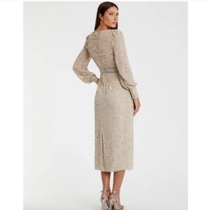 MAC DUGGAL Dress Size 10 Evening Gown Sequin Midi NEW Beige Sequined V Neck